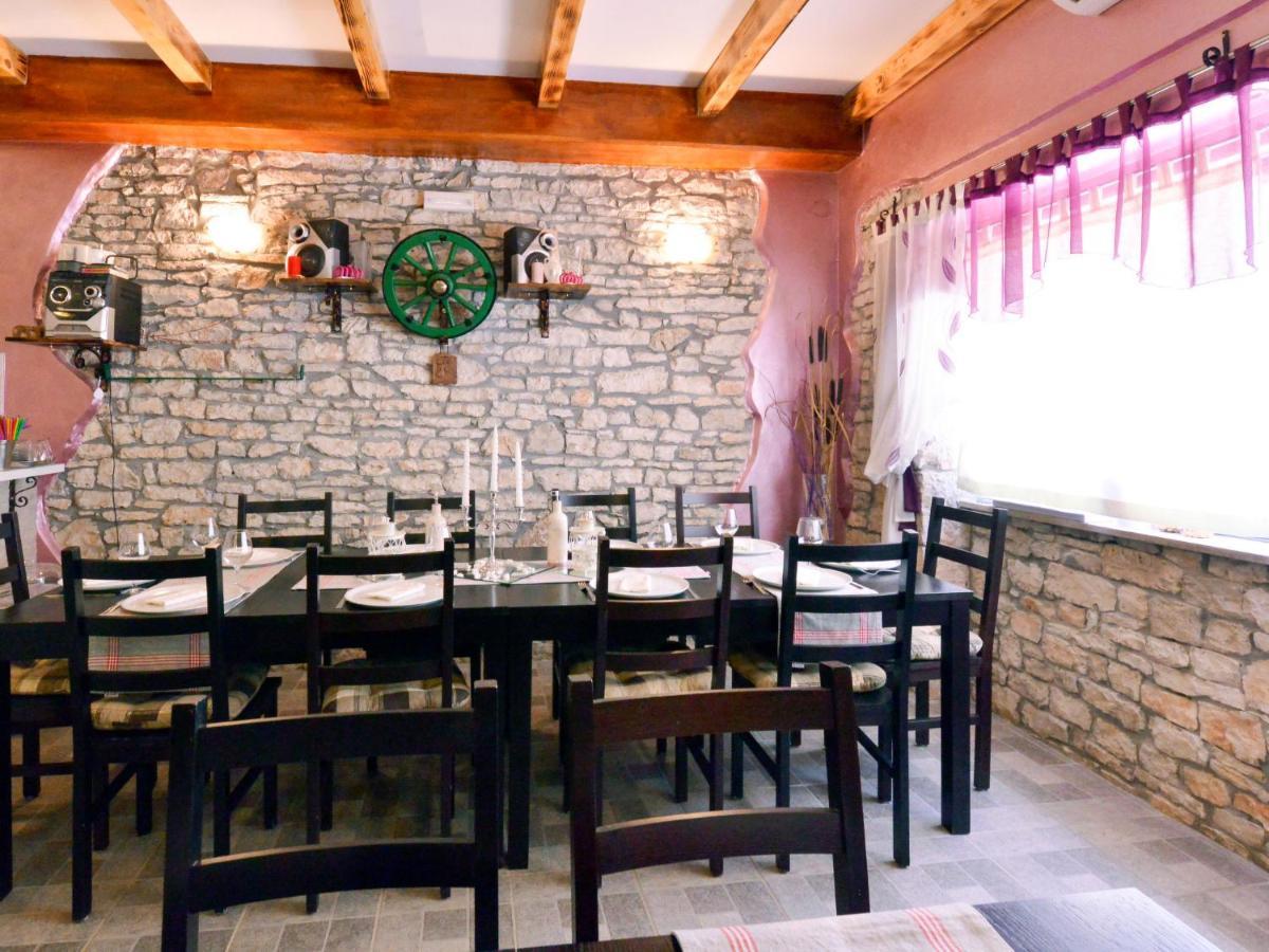 Holiday Home Bozac - VOJ100 Vodnjan Ngoại thất bức ảnh