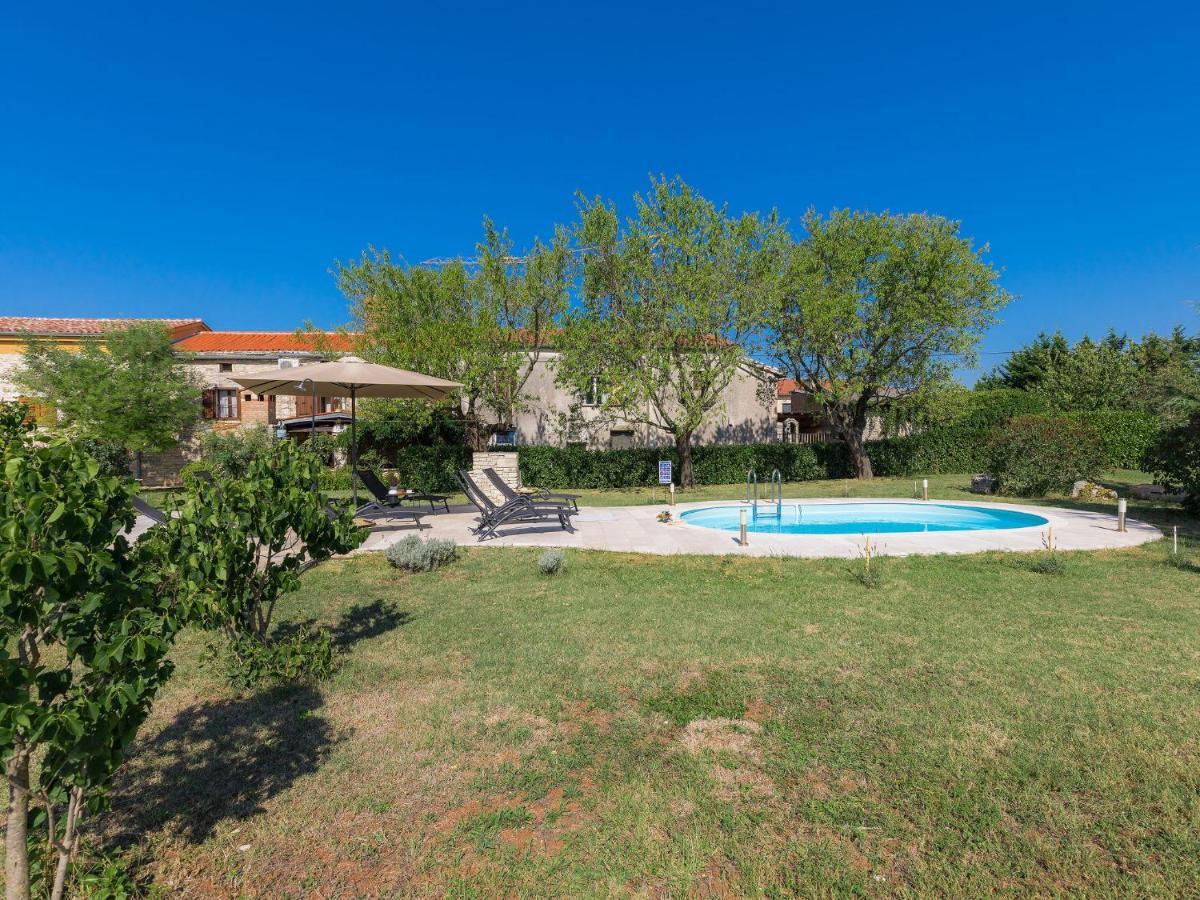 Holiday Home Bozac - VOJ100 Vodnjan Ngoại thất bức ảnh