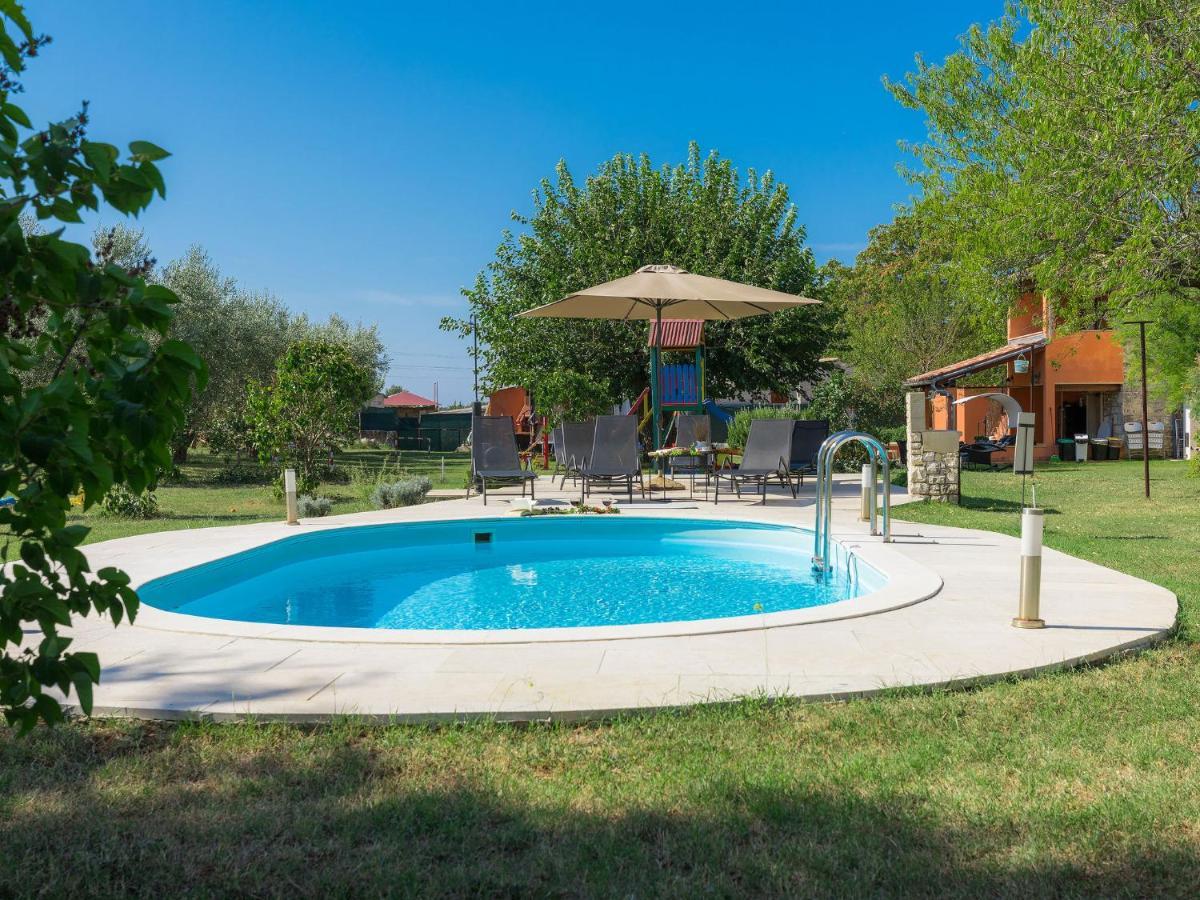Holiday Home Bozac - VOJ100 Vodnjan Ngoại thất bức ảnh