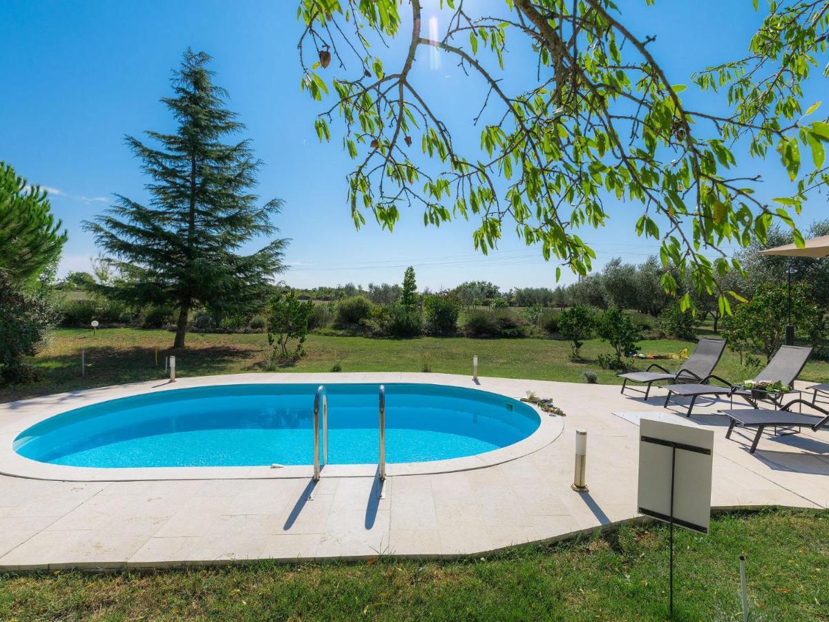 Holiday Home Bozac - VOJ100 Vodnjan Ngoại thất bức ảnh
